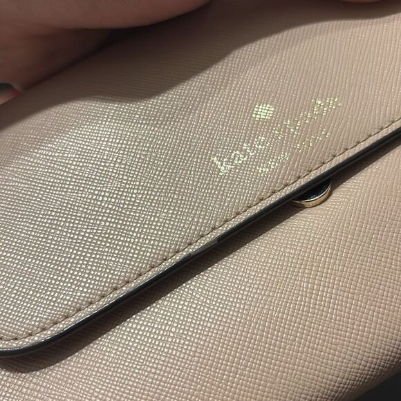 Kate Spade Light Pink crossbody purse - Picture 5 of 5